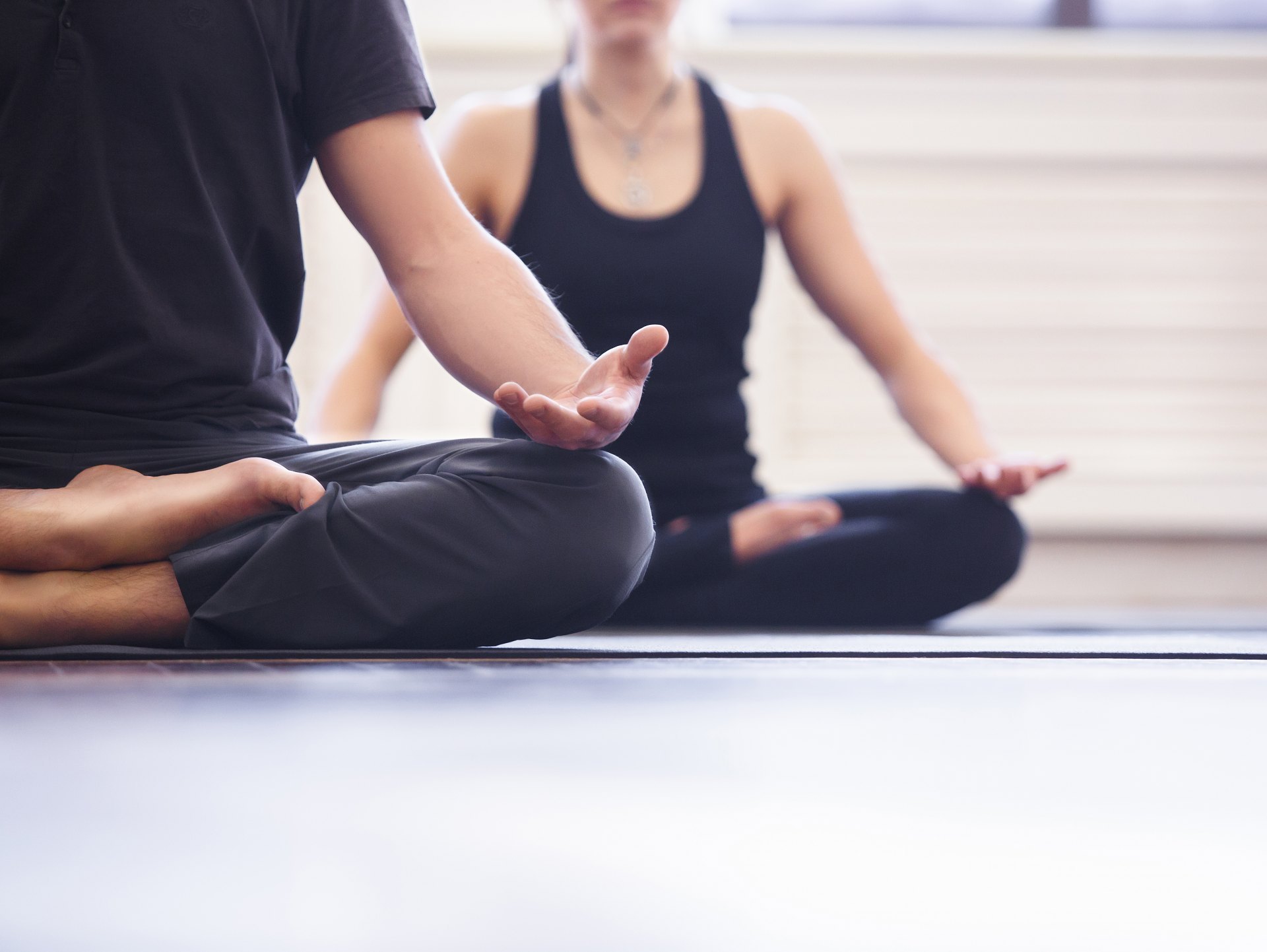 Yoga, activité physique, télétravail